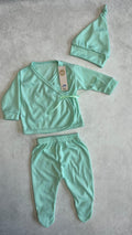 CONJUNTO BATA CRUZADA, PELELE Y GORRITA