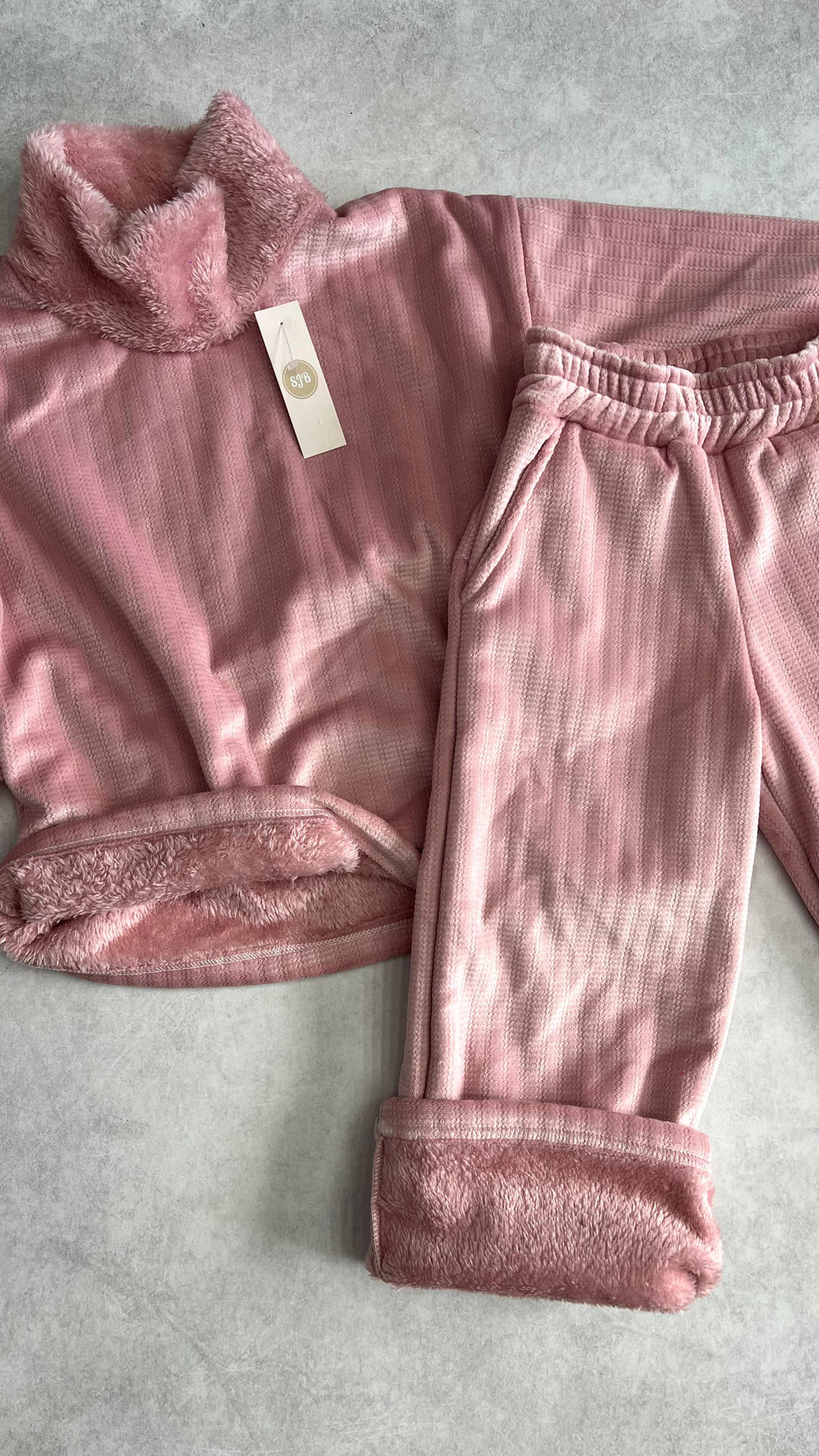 CONJUNTO CLEO FORRADO