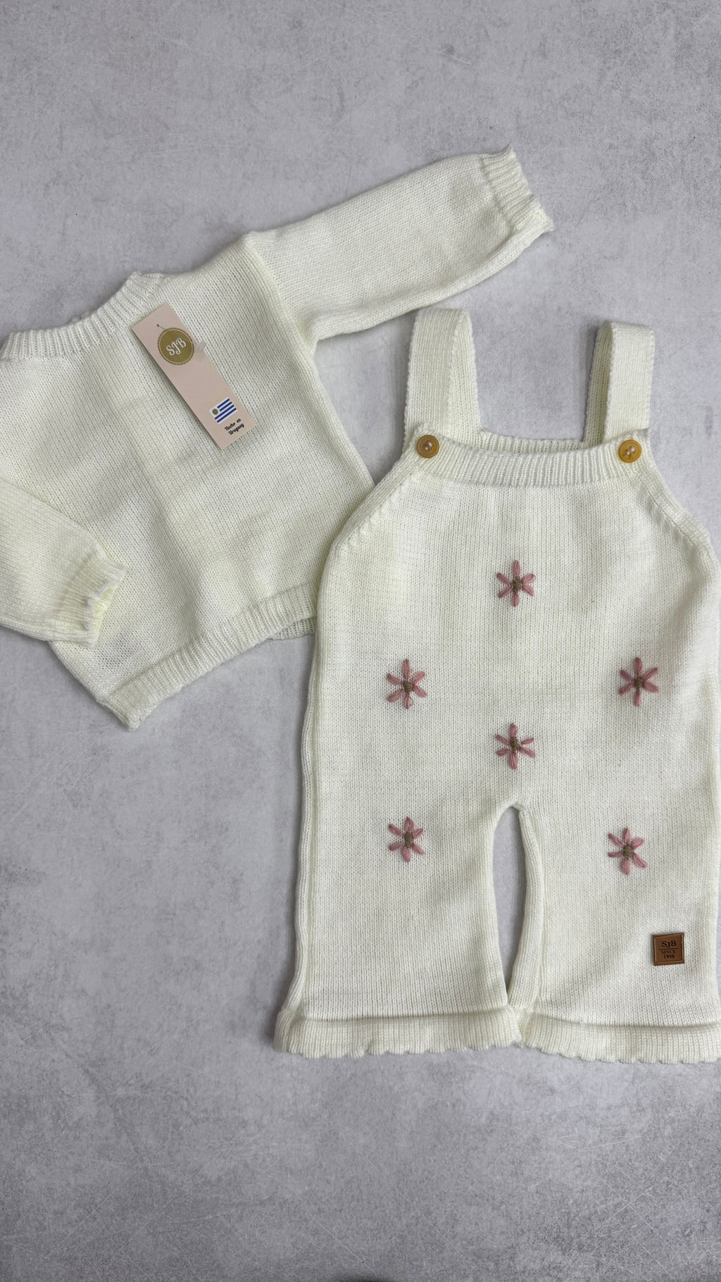 CONJUNTO MARGARITA TEJIDO