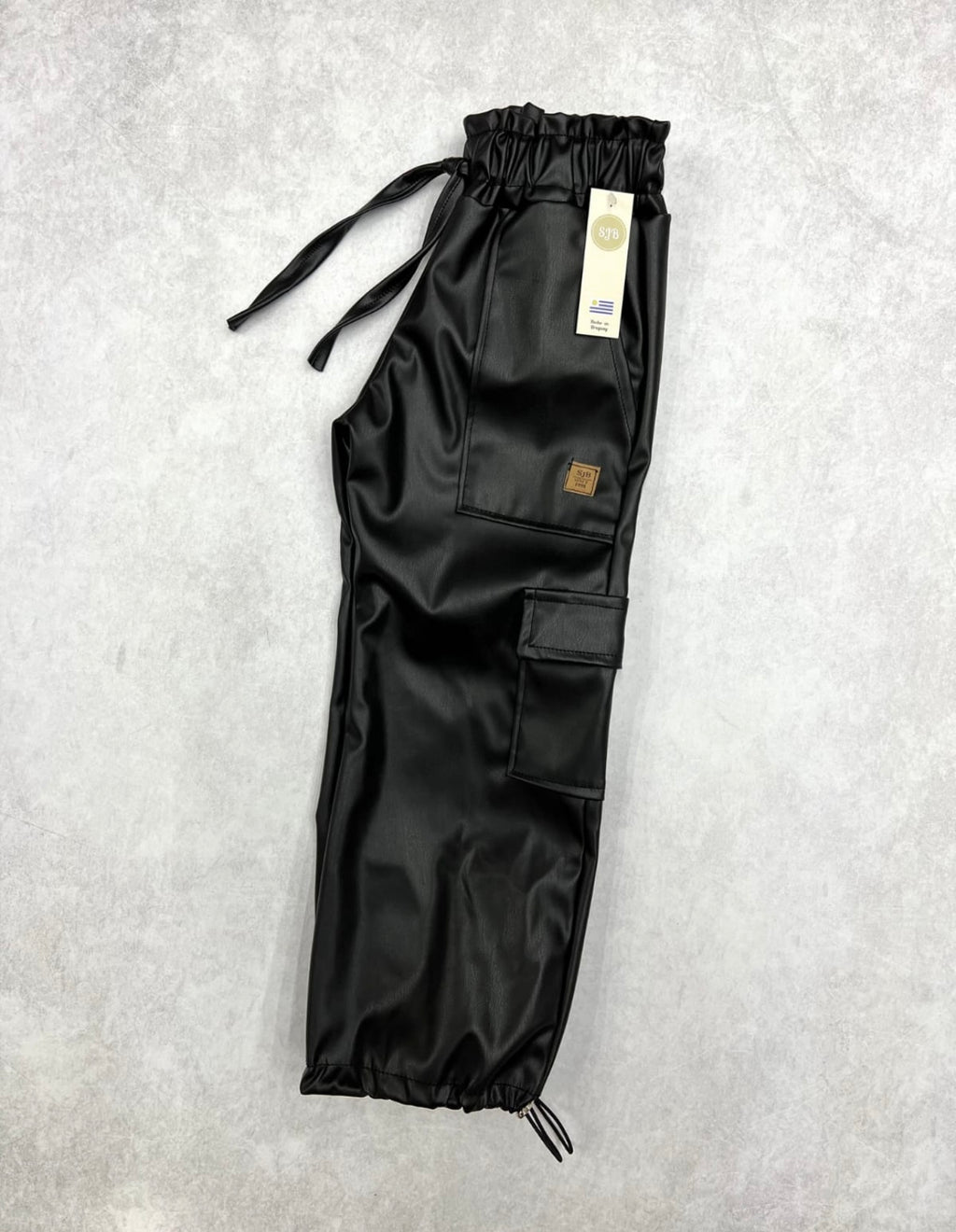 PANTALÓN CARGO ENGOMADO