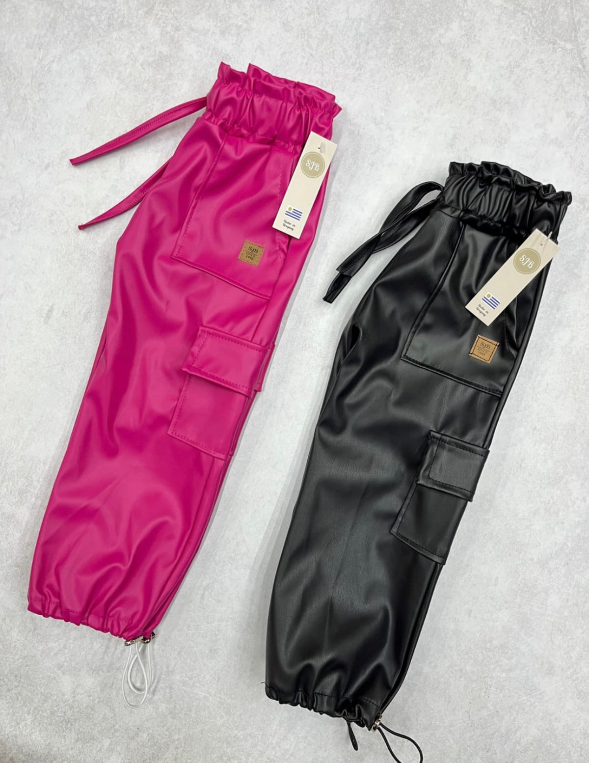 PANTALÓN CARGO ENGOMADO