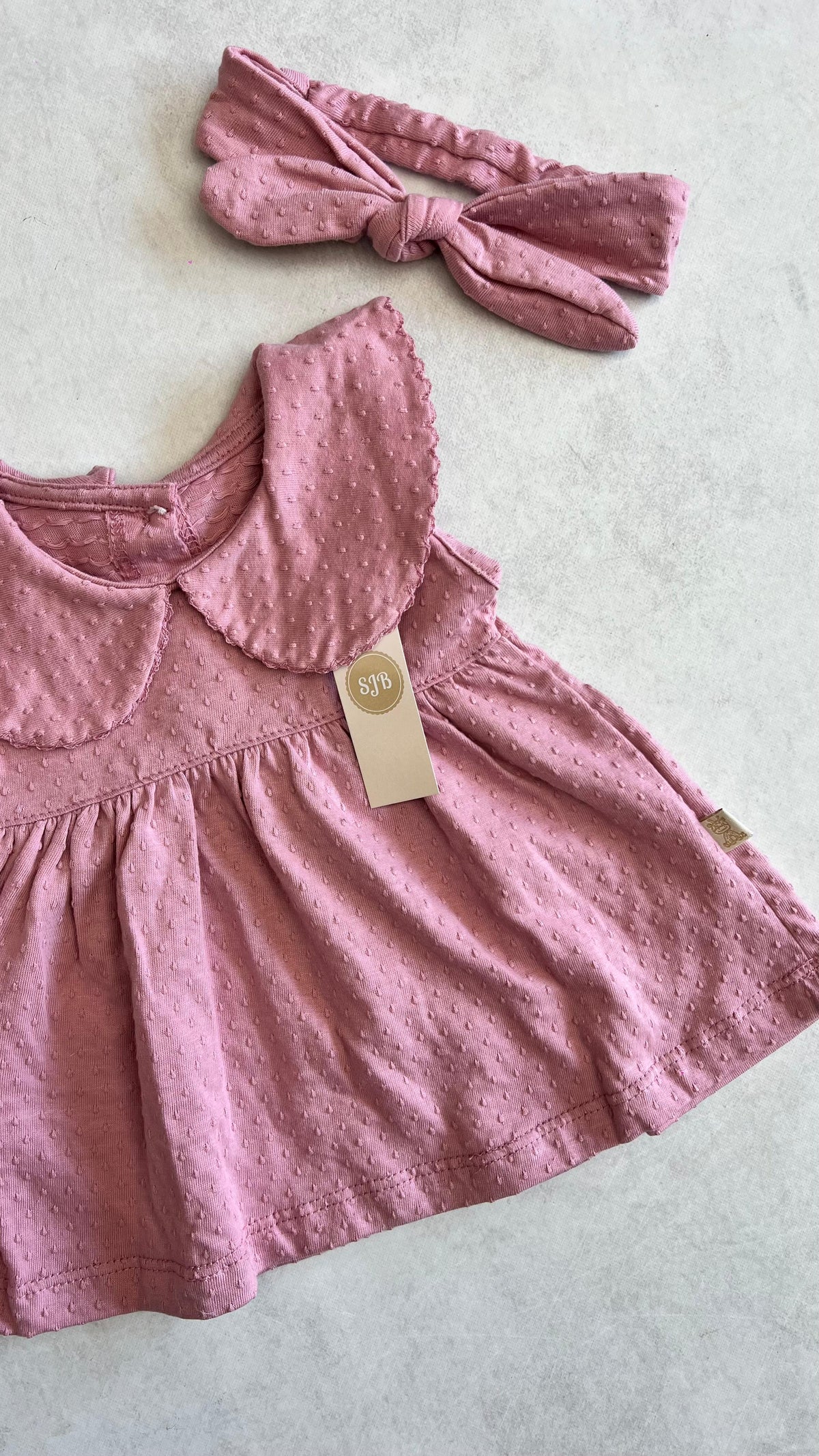 VESTIDO MOTITAS CON VINCHA
