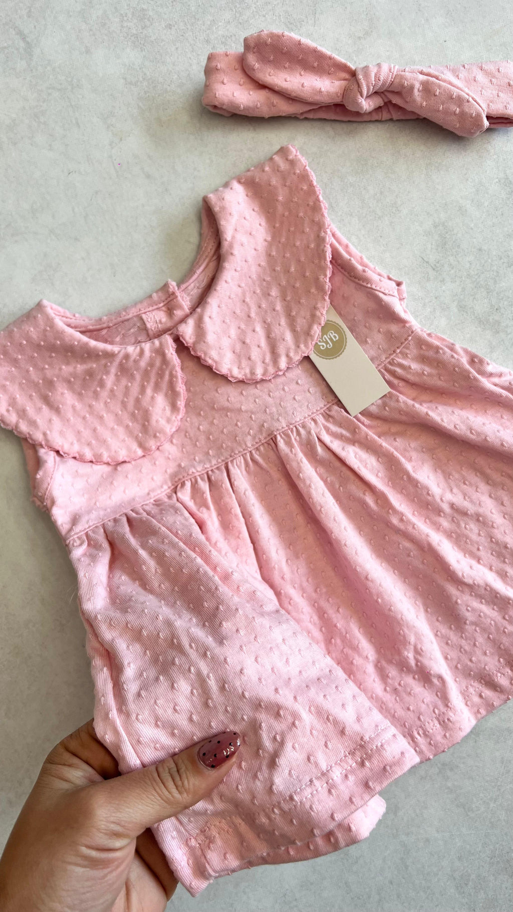 VESTIDO MOTITAS CON VINCHA