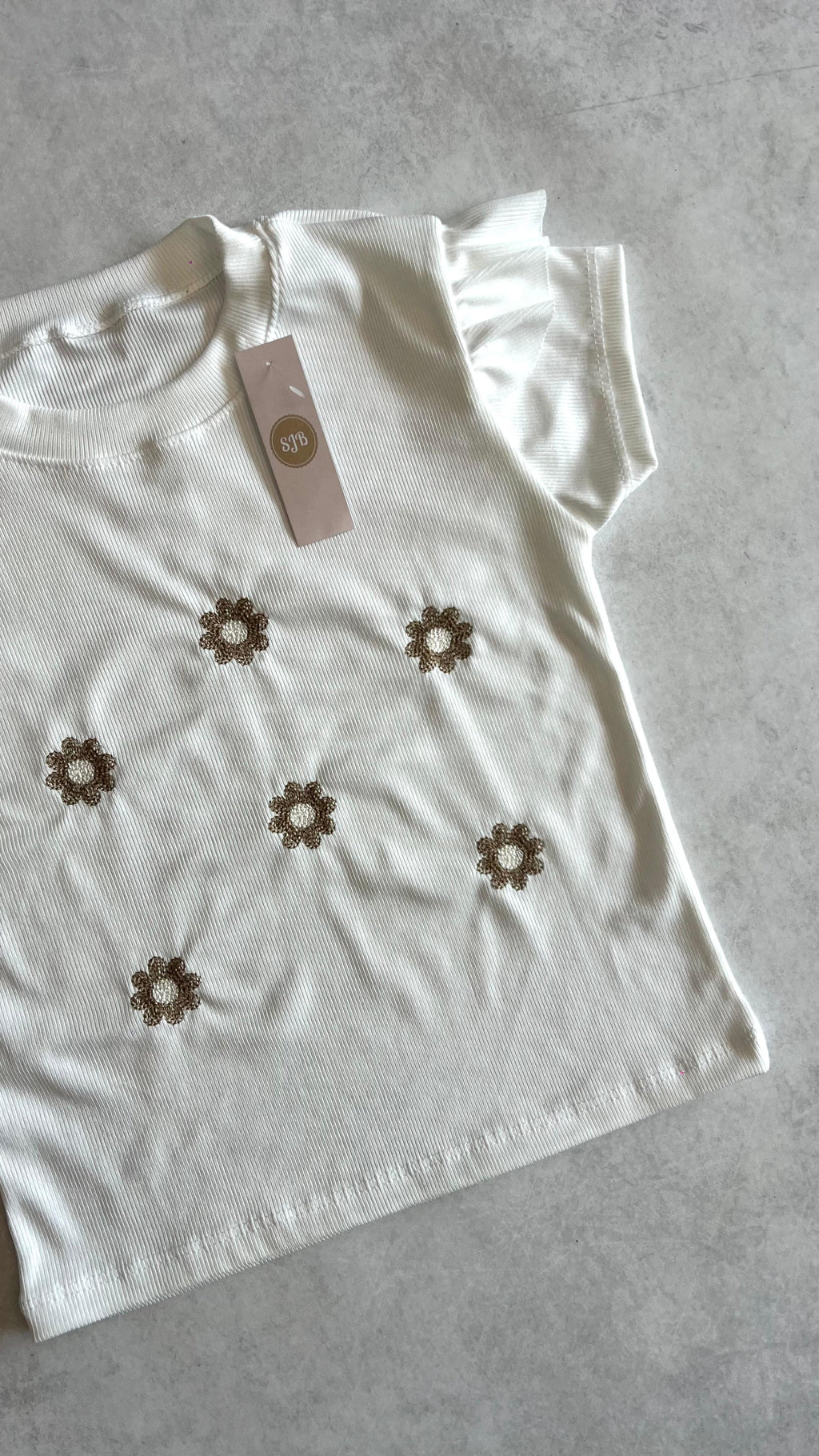 REMERA MANGA CORTA MARGARITAS
