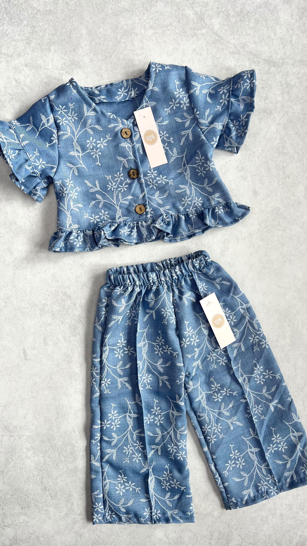 CONJUNTO FLORES FIRENZE CAMISA Y PANTALÓN ALFORZA