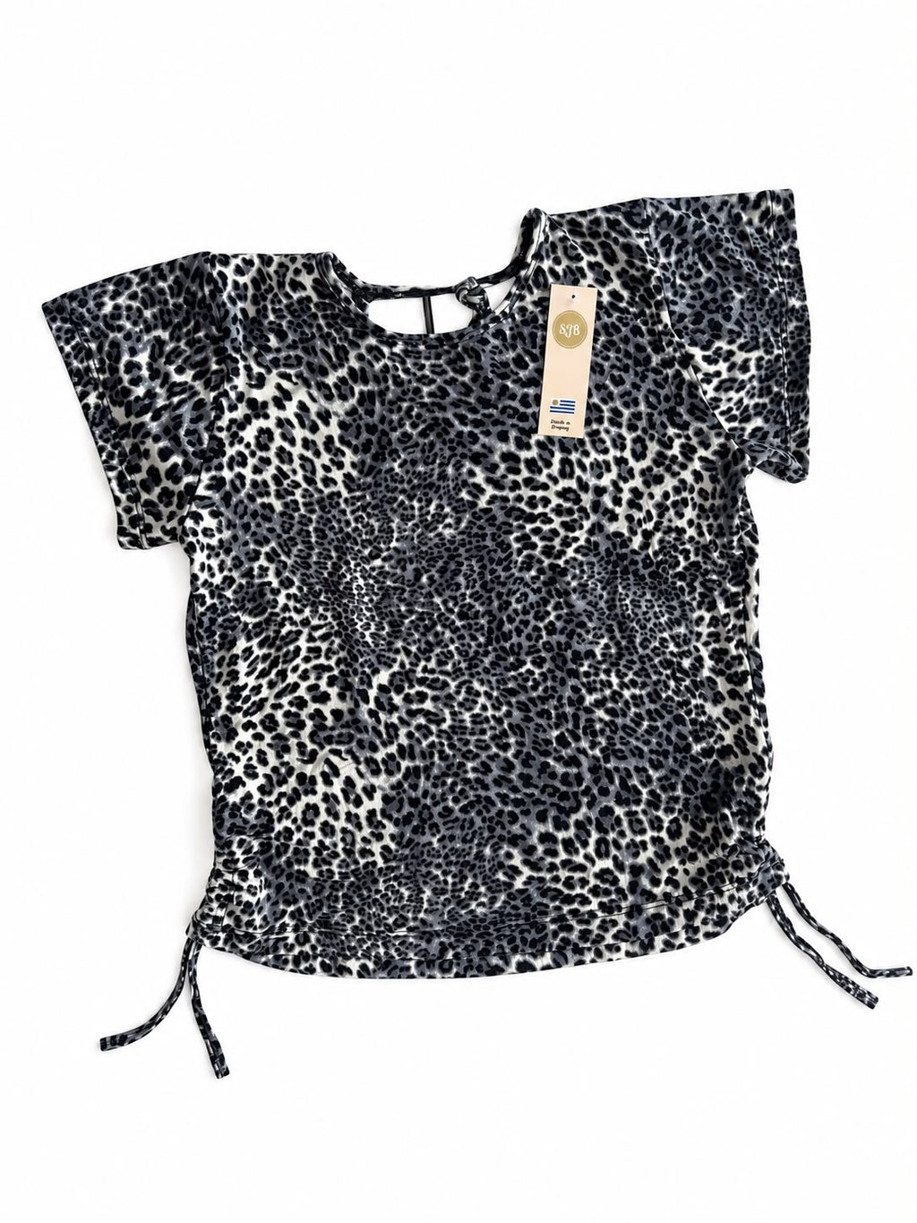 REMERA PRINT CON AJUSTE EN LOS COSTADOS